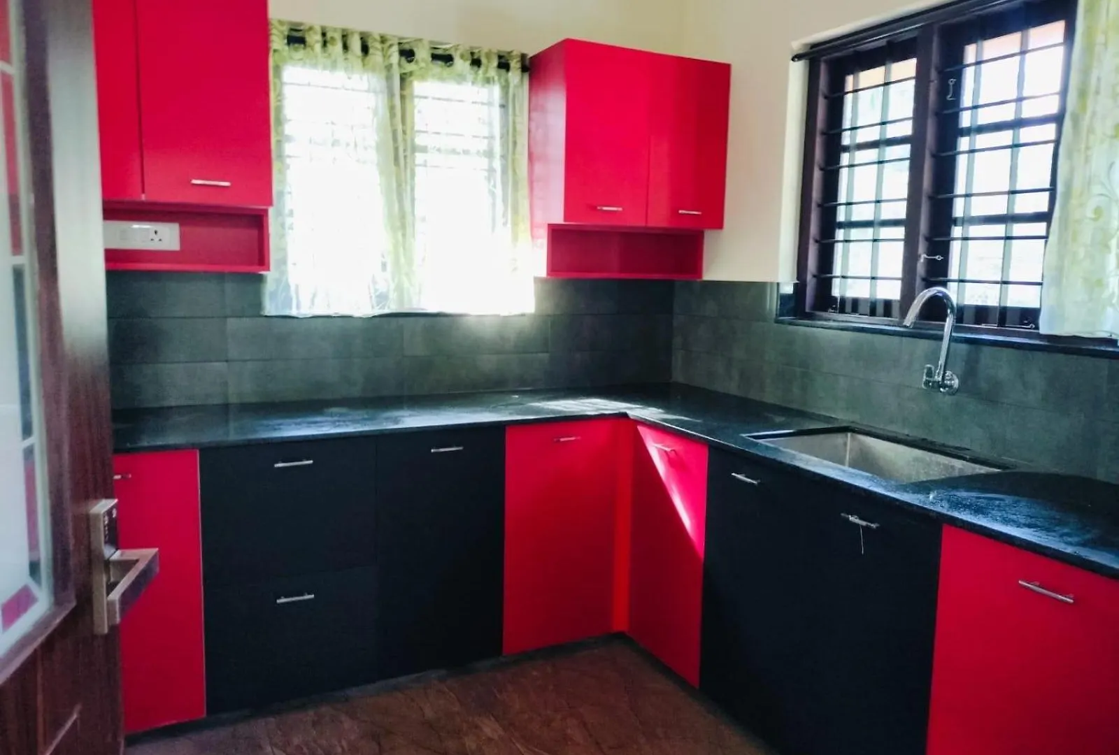 Rajdhani Apartments Tiruvalla